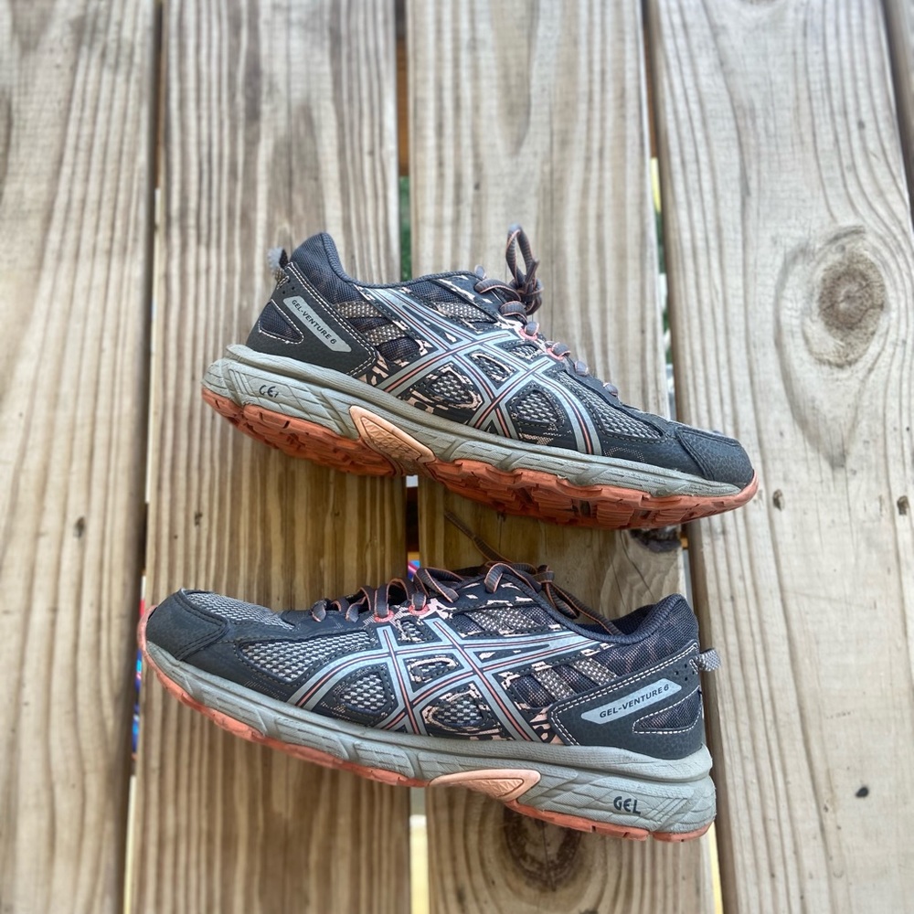 ASICS Sneakers - Picture 10 of 11